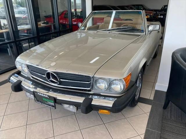 1988 Mercedes-Benz 560 SERIES 560SL for sale in Chatham, IL