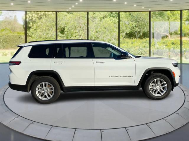 2024 Jeep Grand Cherokee GRAND CHEROKEE L LAREDO 4X4