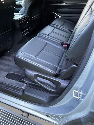 2023 Jeep Wagoneer Series III - Photo 14