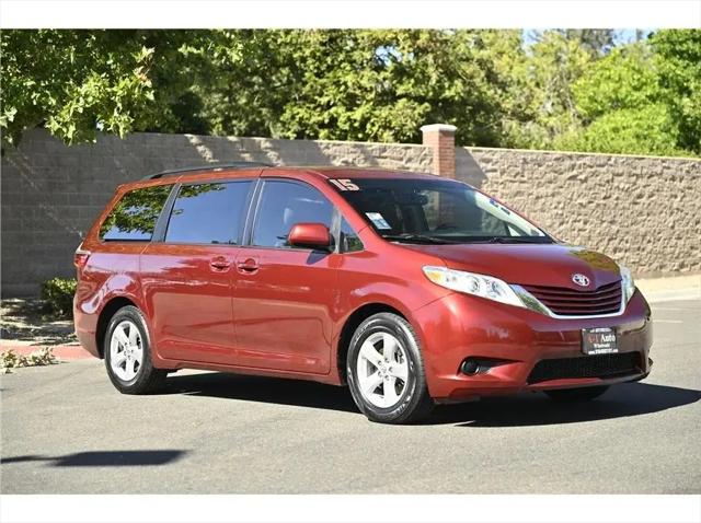 2015 Toyota Sienna LE 8 Passenger for sale in Sacramento, CA