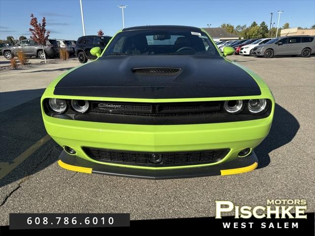 2023 Dodge Challenger CHALLENGER R/T
