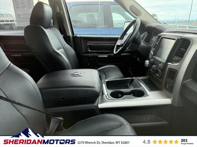 2017 RAM 1500 Laramie Crew Cab 4x4 57 Box 2017 RAM 1500 Laramie Crew Cab 4x4 57 Box