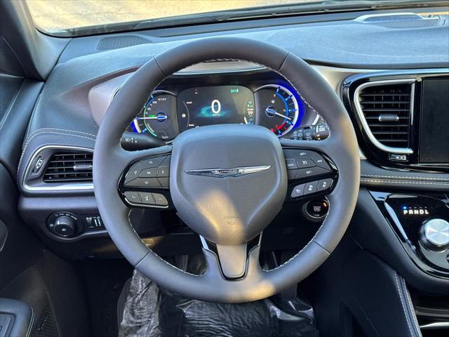 2023 Chrysler Pacifica Hybrid Limited