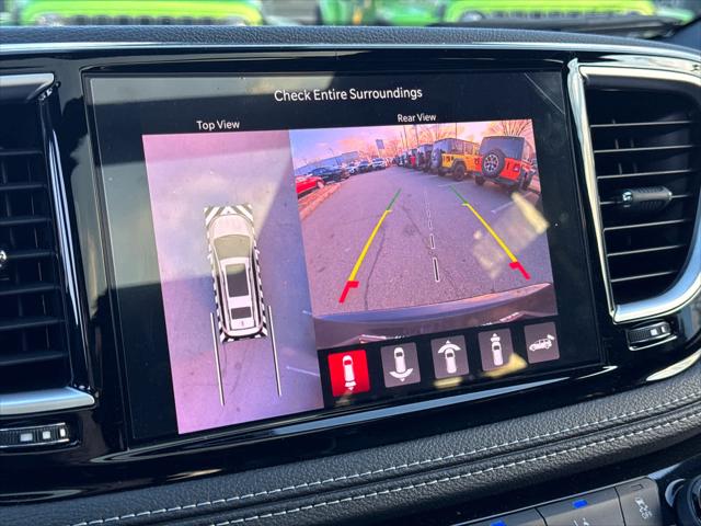 2023 Chrysler Pacifica Hybrid Limited