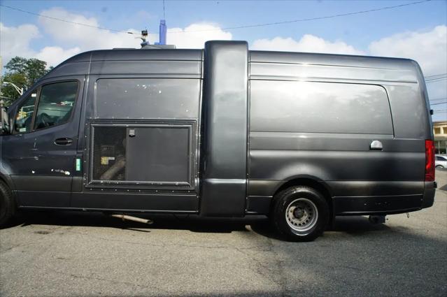 2019 Mercedes-Benz Sprinter 4500 High Roof V6