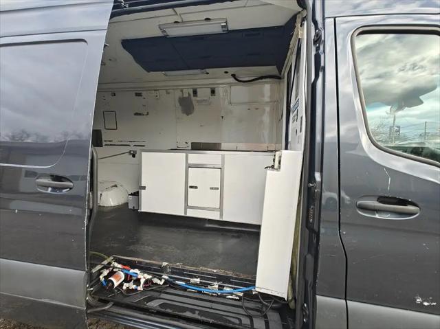 2019 Mercedes-Benz Sprinter 4500 High Roof V6