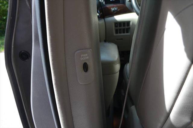 2014 Nissan Quest SV