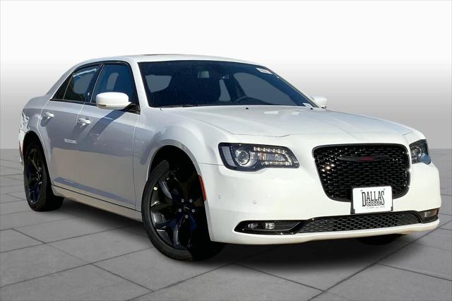 2023 Chrysler Chrysler 300 300S V6