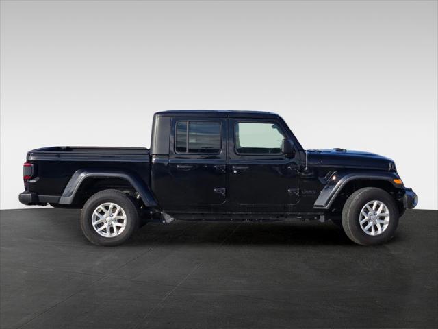 2023 Jeep Gladiator GLADIATOR SPORT S 4X4