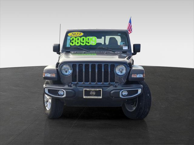 2023 Jeep Gladiator GLADIATOR SPORT S 4X4
