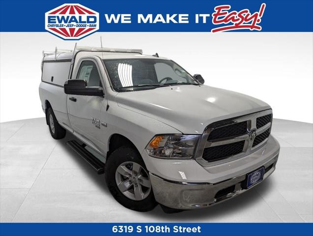 2023 RAM Ram 1500 Classic RAM 1500 CLASSIC TRADESMAN REGULAR CAB 4X4 8 BOX