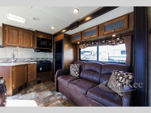 2016 Ford E-450 Cutaway Unknown