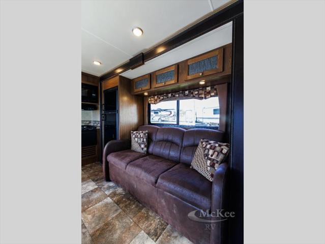 2016 Ford E-450 Cutaway Unknown