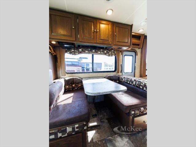 2016 Ford E-450 Cutaway Unknown