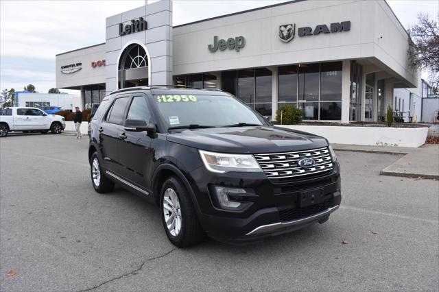 2017 Ford Explorer XLT 2017 Ford Explorer XLT