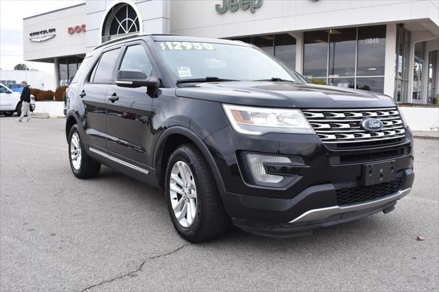 2017 Ford Explorer XLT 2017 Ford Explorer XLT