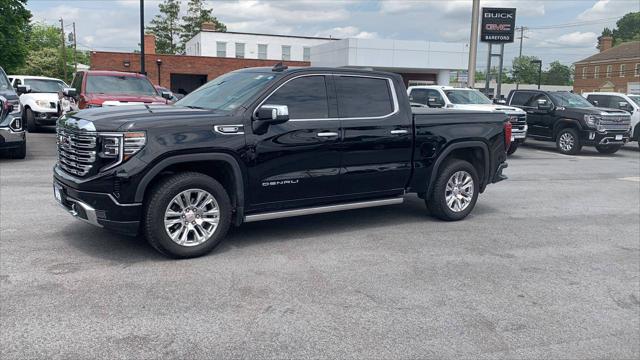 2022 GMC Sierra 1500 4WD Crew Cab Short Box Denali