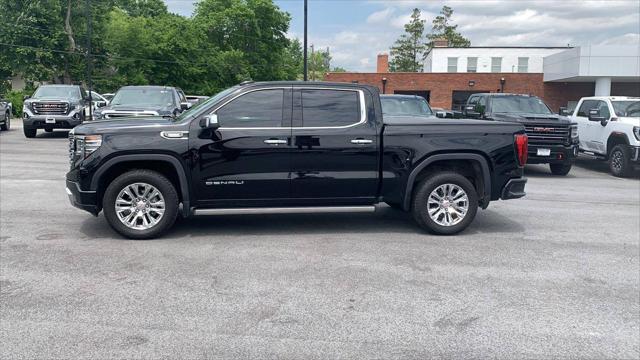 2022 GMC Sierra 1500 4WD Crew Cab Short Box Denali