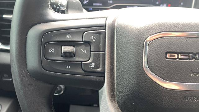 2022 GMC Sierra 1500 4WD Crew Cab Short Box Denali