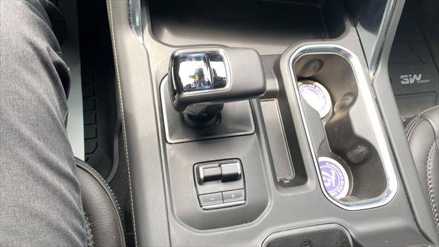 2022 GMC Sierra 1500 4WD Crew Cab Short Box Denali