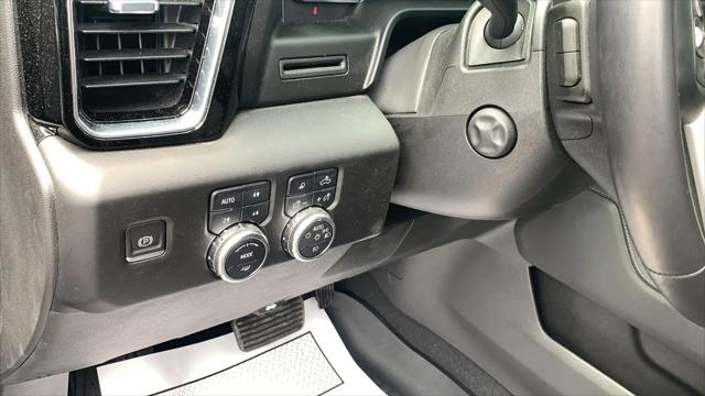 2022 GMC Sierra 1500 4WD Crew Cab Short Box Denali