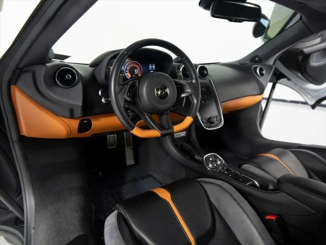 2017 McLaren 570GT Standard