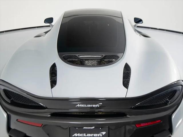 2017 McLaren 570GT Standard
