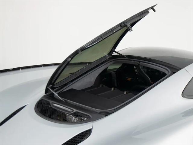 2017 McLaren 570GT Standard