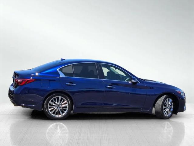 2023 INFINITI Q50 LUXE