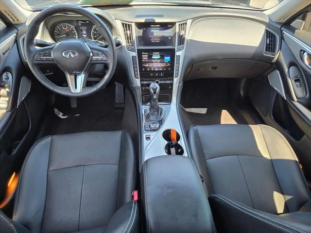2023 INFINITI Q50 LUXE