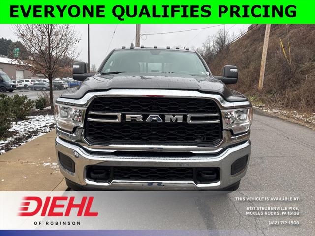 2024 RAM Ram 3500 RAM 3500 TRADESMAN CREW CAB 4X4 64 BOX