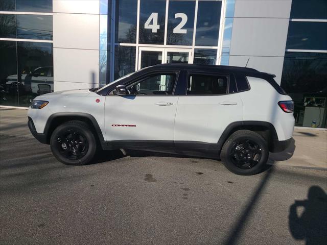 2024 Jeep Compass COMPASS TRAILHAWK 4X4