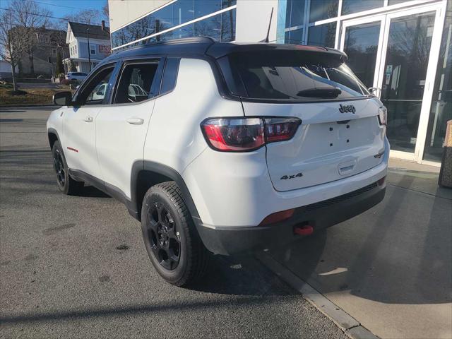 2024 Jeep Compass COMPASS TRAILHAWK 4X4