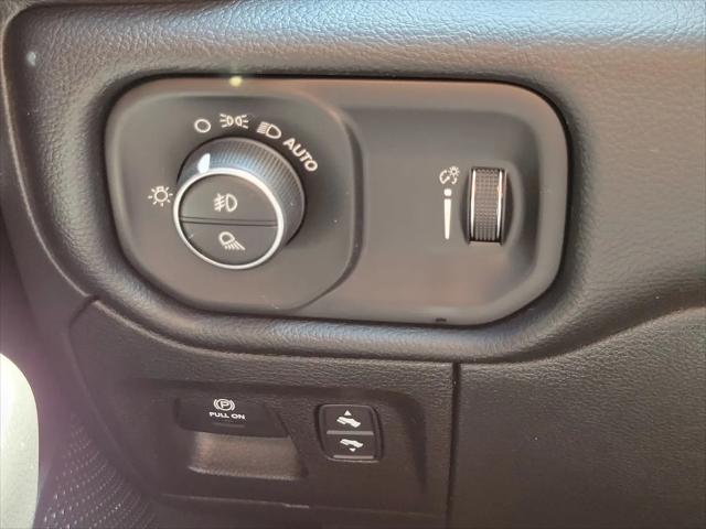 2021 Ram 1500 Big Horn Crew Cab 4x4 64 Box
