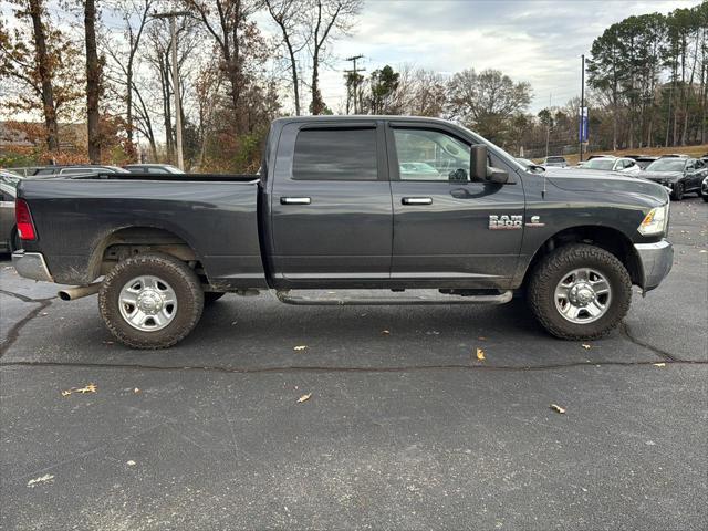 2017 RAM 2500 SLT Crew Cab 4x4 64 Box 2017 RAM 2500 SLT Crew Cab 4x4 64 Box