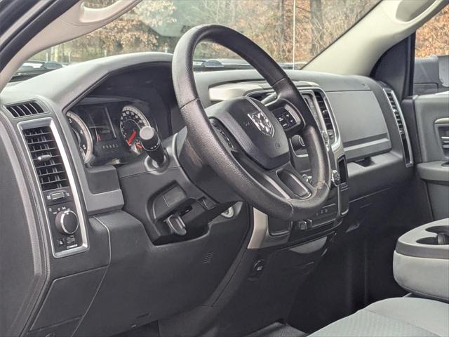 2017 RAM 2500 SLT Crew Cab 4x4 64 Box