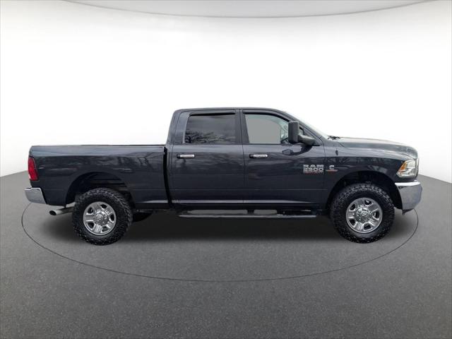 2017 RAM 2500 SLT Crew Cab 4x4 64 Box