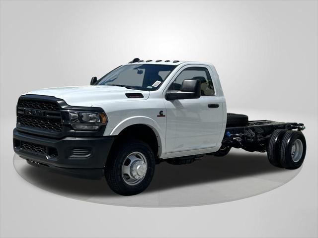 2024 RAM Ram 3500 Chassis Cab RAM 3500 TRADESMAN CHASSIS REGULAR CAB 4X2 84 CA