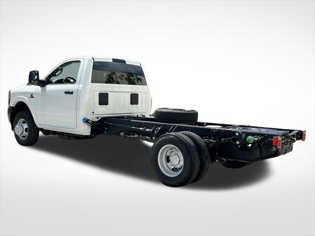 2024 RAM Ram 3500 Chassis Cab RAM 3500 TRADESMAN CHASSIS REGULAR CAB 4X2 84 CA