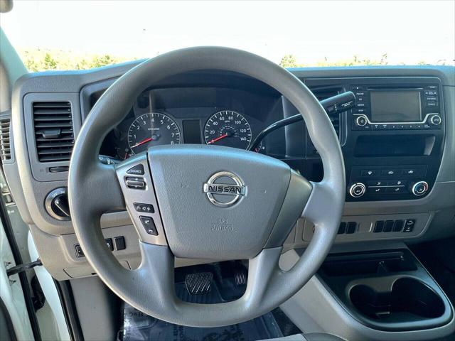 2018 Nissan 2500 S V6