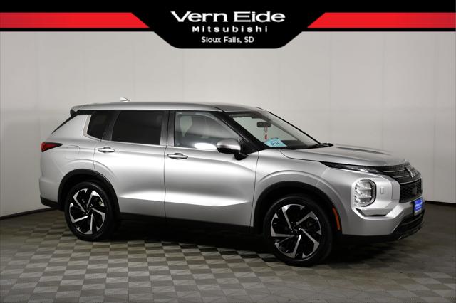 2022 Mitsubishi Outlander ES 2.5 S-AWC for sale in Sioux Falls, SD