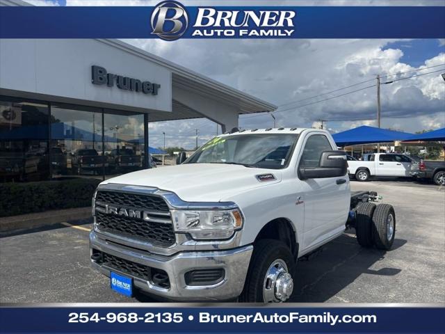 2024 RAM Ram 3500 Chassis Cab RAM 3500 TRADESMAN CHASSIS REGULAR CAB 4X4 60 CA