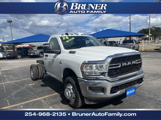 2024 RAM Ram 3500 Chassis Cab RAM 3500 TRADESMAN CHASSIS REGULAR CAB 4X4 60 CA