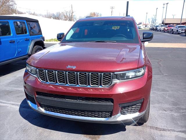 2023 Jeep Grand Cherokee L Laredo 4x4