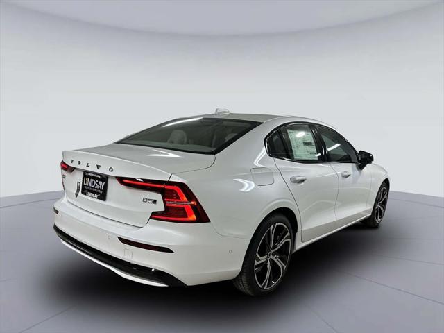 2024 Volvo S60 B5 Plus Dark Theme