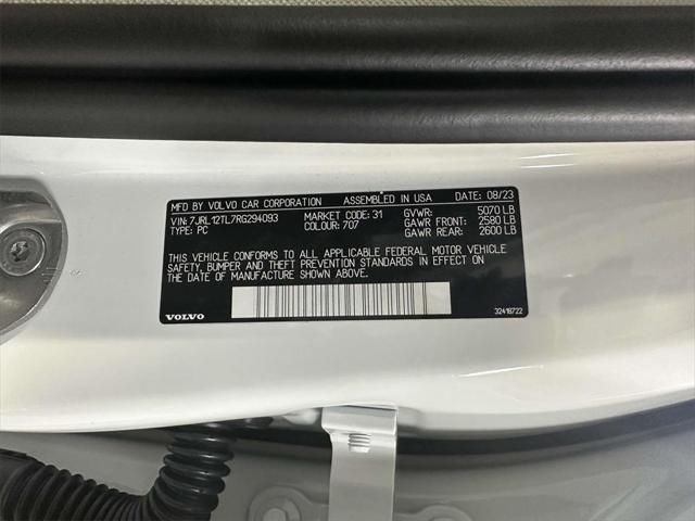 2024 Volvo S60 B5 Plus Dark Theme