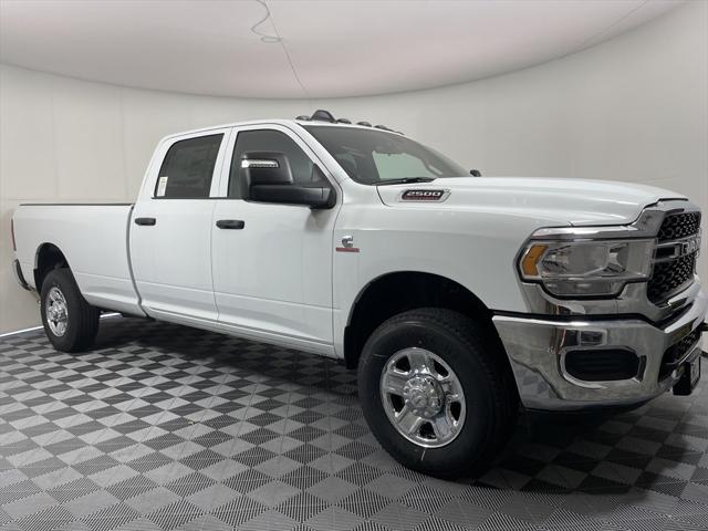 2024 RAM Ram 2500 RAM 2500 TRADESMAN CREW CAB 4X4 8 BOX