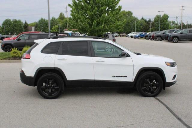 2023 Jeep Cherokee CHEROKEE ALTITUDE LUX 4X4 2023 Jeep Cherokee CHEROKEE ALTITUDE LUX 4X4