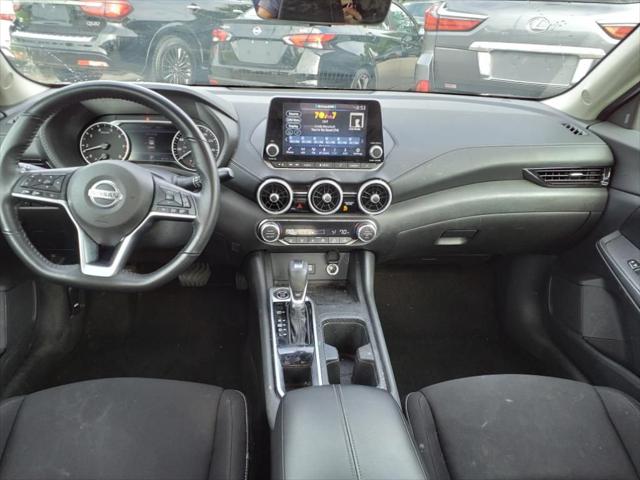2021 Nissan Sentra SV Xtronic CVT