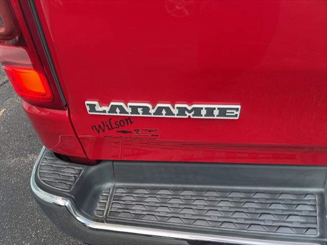 2019 Ram 1500 Laramie Crew Cab 4x4 5'7" Box